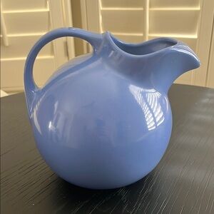 Vintage Hall 633 Cornflower Blue Ceramic Tilt Pitcher made in USA